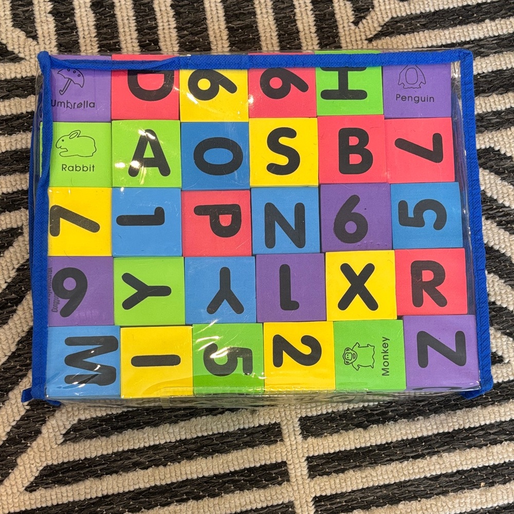 Original Penguin Multicolor Learning Blocks Set - Picture 2 of 2